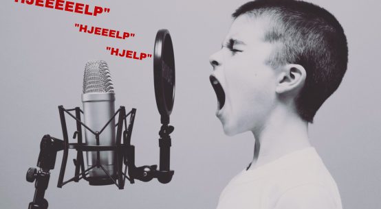 roper om hjelp